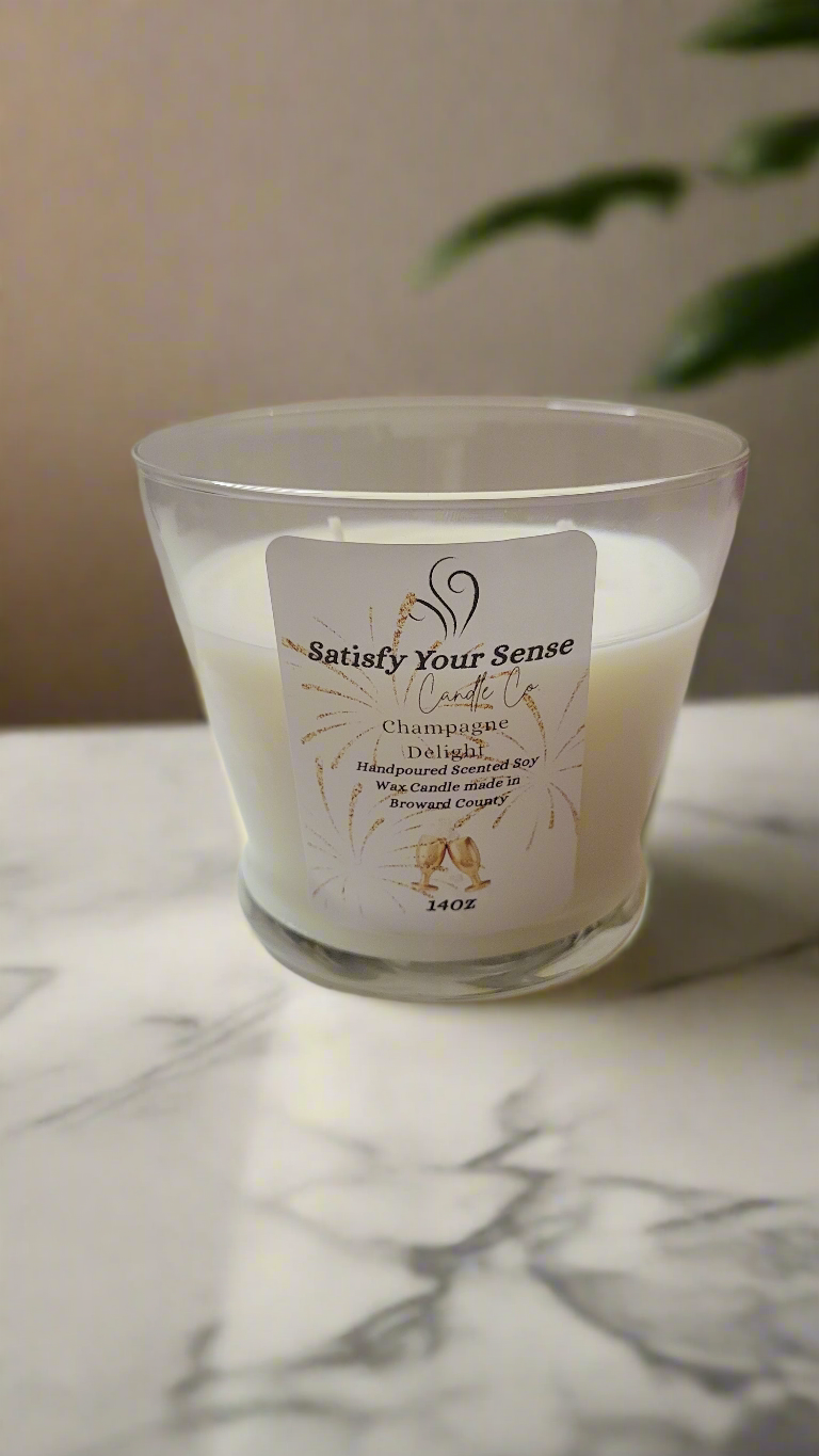 14oz Champagne Delight Scented Candle Burn Time 65-70 Hours